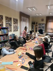 Dąbrowa: bajka i warsztaty dla dzieci