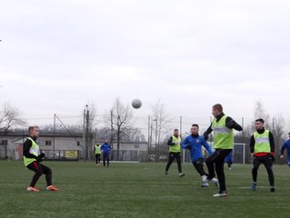 Drużyny piłkarskiej Klasy Okręgowej sprawdzały formę