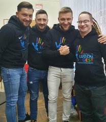 Szymon Janik z Wielunia spełnia marzenia. Nie przeszkadza mu w tym zespól Downa, z którym się urodził