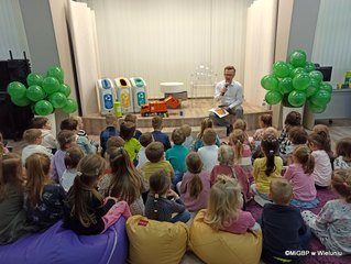Kolejne spotkanie z cyklu „W służbie człowiekowi” w wieluńskiej bibliotece