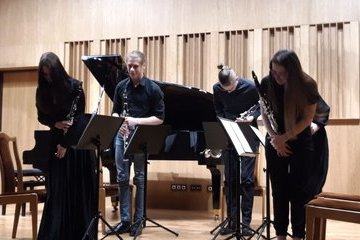 Uczniowie – uczniom. W Szkole Muzycznej I Stopnia w Wieluniu odbył się wzruszający koncert