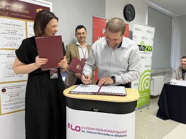 W II LO podpisano list intencyjny o współpracy z lokalnymi mediami