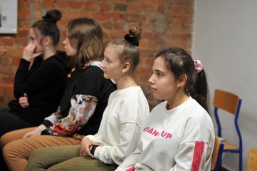 Dziennikarze Radia ZW poprowadzili lekcję w II LO w Wieluniu