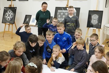 Podróże wycinanek w Muzeum w Praszce
