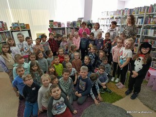 Kolejne spotkanie z cyklu „W służbie człowiekowi” w wieluńskiej książnicy