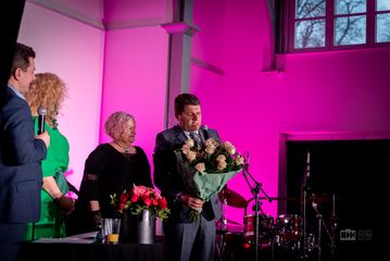 Elżbieta Kalińska, dyrektorka Wieluńskiego Domu Kultury zadebiutowała jako poetka