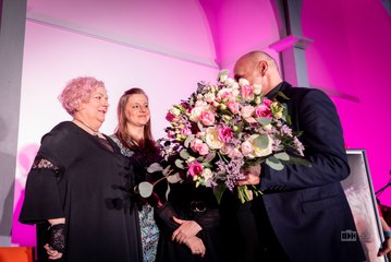 Elżbieta Kalińska, dyrektorka Wieluńskiego Domu Kultury zadebiutowała jako poetka