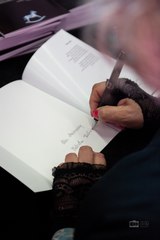 Elżbieta Kalińska, dyrektorka Wieluńskiego Domu Kultury zadebiutowała jako poetka