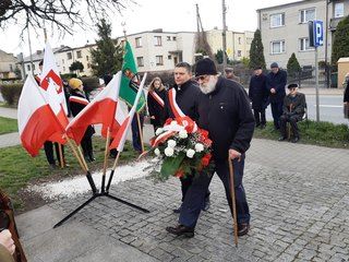 Wieluń obchody 82. rocznicy zbrodni katyńskiej