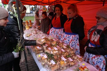 Kiermasz wielkanocny w Gorzowie Śląskim. Mały, ale barwny i aromatyczny