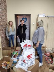 25 rodzin obdarowano w kolejnej akcji „Pomocna dłoń dla seniora i osób niepełnosprawnych”