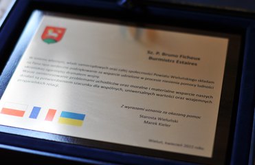 Władze francuskiego Estaires z pomocą dla uchodźców z Ukrainy przebywających na terenie Powiatu Wieluńskiego