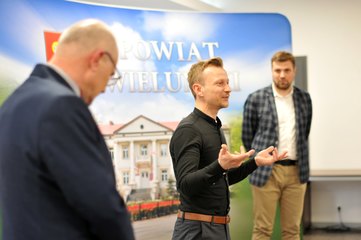 Ogłoszono wyniki pierwszego konkursu powiatu wieluńskiego na realizację zadań publicznych przez organizacje pozarządowe