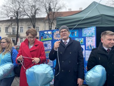 Niebieski Marsz dla Autyzmu przeszedł ulicami Wielunia