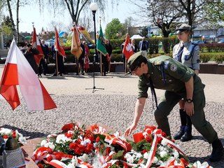 Wieluń: uczcili 231. rocznicę uchwalenia Konstytucji 3 Maja