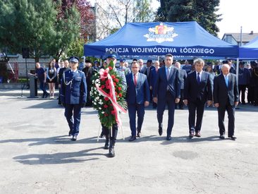 W Skomlinie odsłonięto tablicę dedykowaną wieloletniemu komendantowi śląskiej Policji