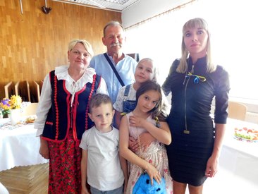 Wzruszający montaż słowno-muzyczny pt. „Chwała Ukrainie – Bohaterom chwała”