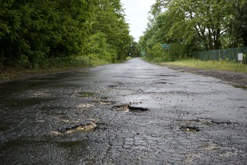 Powiat wieruszowski z dotacją na drogę Lututów – Świątkowice