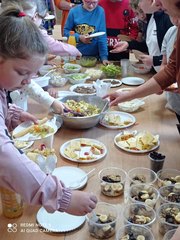 Recykling i zdrowe jedzenie tematami warsztatów w Skrzynnie