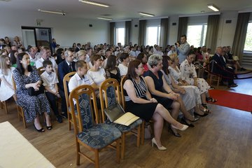 Stypendium wójta gminy Czarnożyły trafiło w tym roku do 49 uczniów