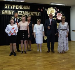 Stypendium wójta gminy Czarnożyły trafiło w tym roku do 49 uczniów