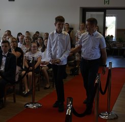 Stypendium wójta gminy Czarnożyły trafiło w tym roku do 49 uczniów
