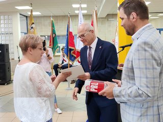 W I LO w Wieluniu odbyło się Powiatowe Zakończenie Roku Szkolnego