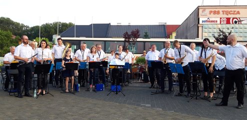 Koncert muzyki filmowej i rozrywkowej na placu Legionów w Wieluniu