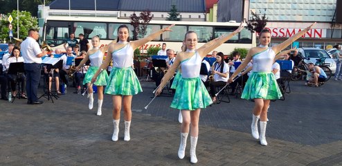 Koncert muzyki filmowej i rozrywkowej na placu Legionów w Wieluniu