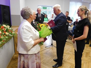 Złote Gody w gminie Ostrówek. Medale prezydenta RP przyznane dla 21 par