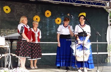Piknik rodzinny połączony z otwarciem świetlicy wiejskiej w Toporowie