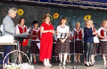 Piknik rodzinny połączony z otwarciem świetlicy wiejskiej w Toporowie