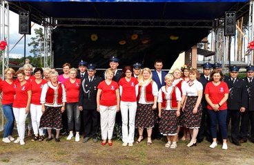 Piknik rodzinny połączony z otwarciem świetlicy wiejskiej w Toporowie