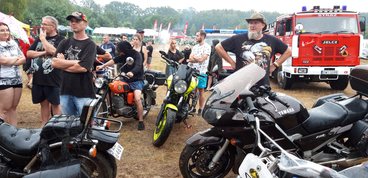 Setki motocyklistów na zlocie w Konopnicy