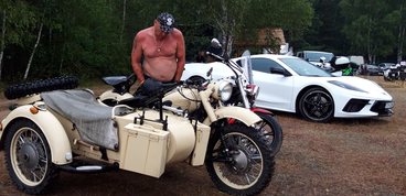 Setki motocyklistów na zlocie w Konopnicy
