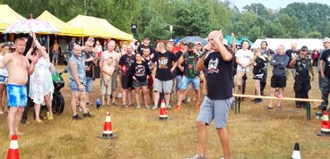 Setki motocyklistów na zlocie w Konopnicy