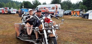 Setki motocyklistów na zlocie w Konopnicy