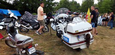 Setki motocyklistów na zlocie w Konopnicy