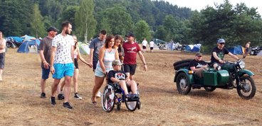 Setki motocyklistów na zlocie w Konopnicy