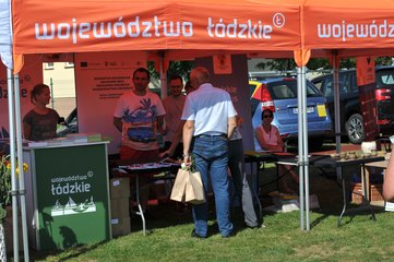 Piękne słońce i moc atrakcji – za nami zorganizowany w Ostrówku Piknik Województwa Łódzkiego