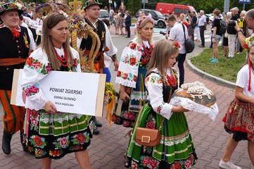 W Radomsku podziękowano za plony, rozstrzygnięto też dożynkowe konkursy