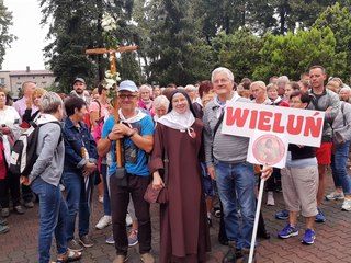 Wieluńscy pielgrzymi od świtu w drodze