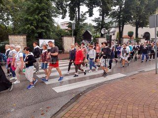 Wieluńscy pielgrzymi od świtu w drodze