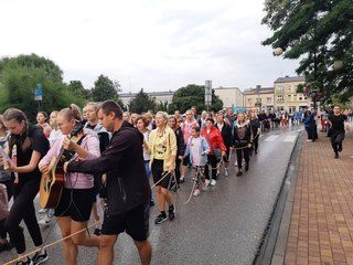 Wieluńscy pielgrzymi od świtu w drodze