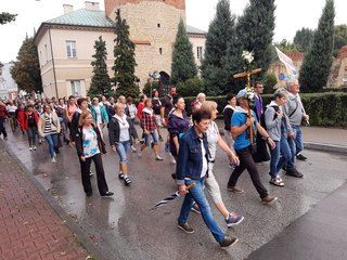 Wieluńscy pielgrzymi od świtu w drodze