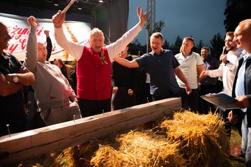 Było smacznie, kolorowo i tradycyjnie. Burmistrz Wielunia dziękuje za dożynki w Turowie