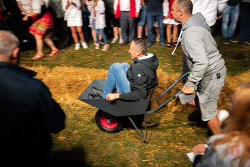 Było smacznie, kolorowo i tradycyjnie. Burmistrz Wielunia dziękuje za dożynki w Turowie