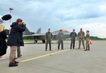 Samoloty F-22 wzmocnieniem wschodniej flanki NATO