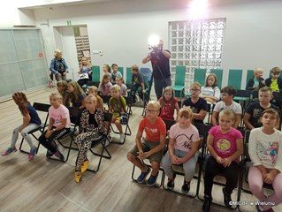 Kolejne spotkanie z cyklu „W służbie człowiekowi” w wieluńskiej książnicy