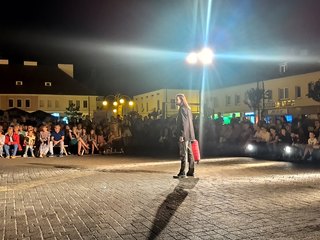 Wieluń: wyjątkowy spektakl „Eurydyka” w wykonaniu Teatru Biuro Podróży